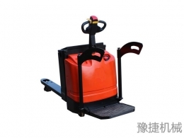 星空体育登录入口官网（中国）-官方网站
讲解：叉车防漏油的八大技巧
